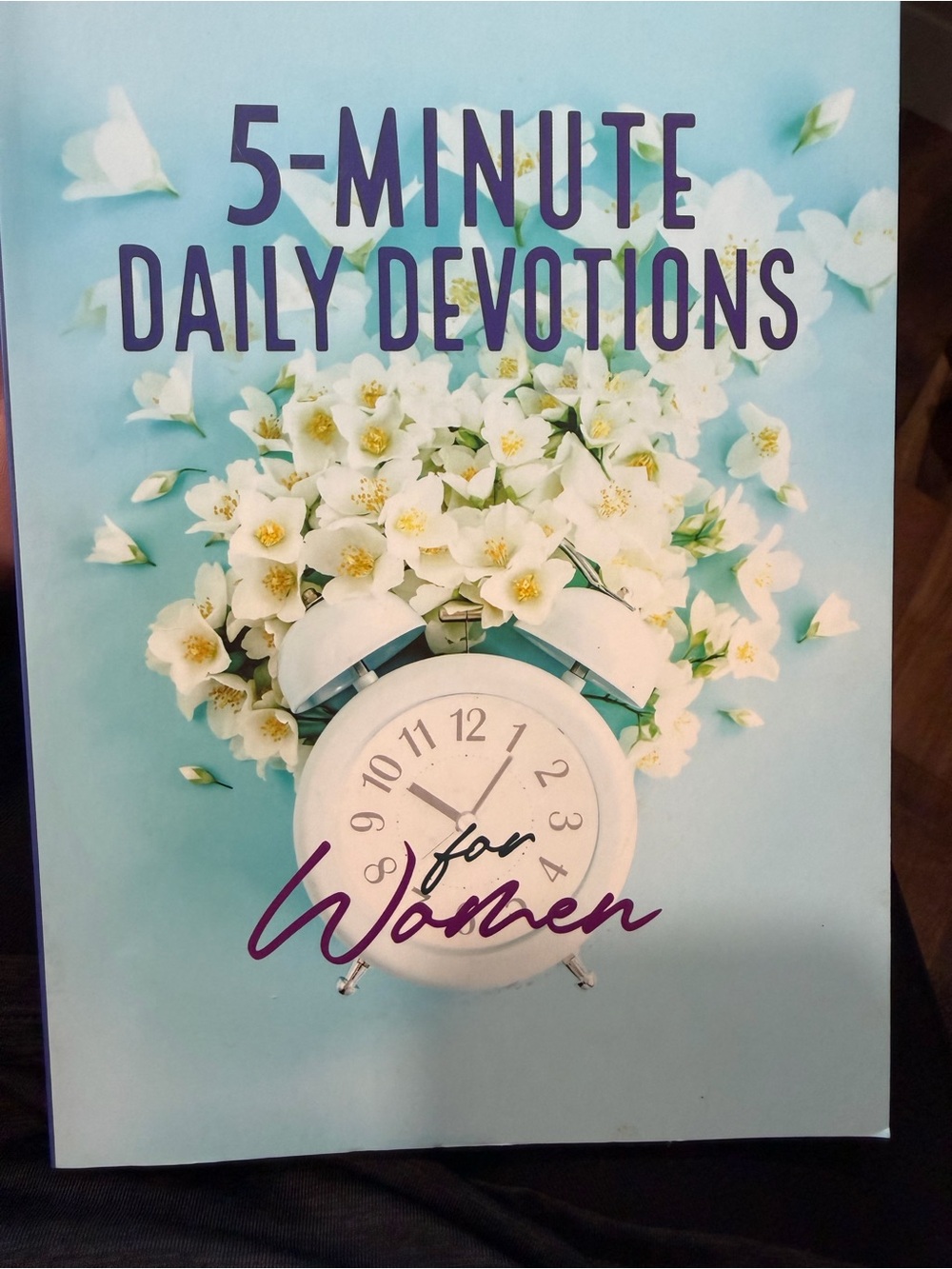 5-Minute Daily Devotions for Women - Blue